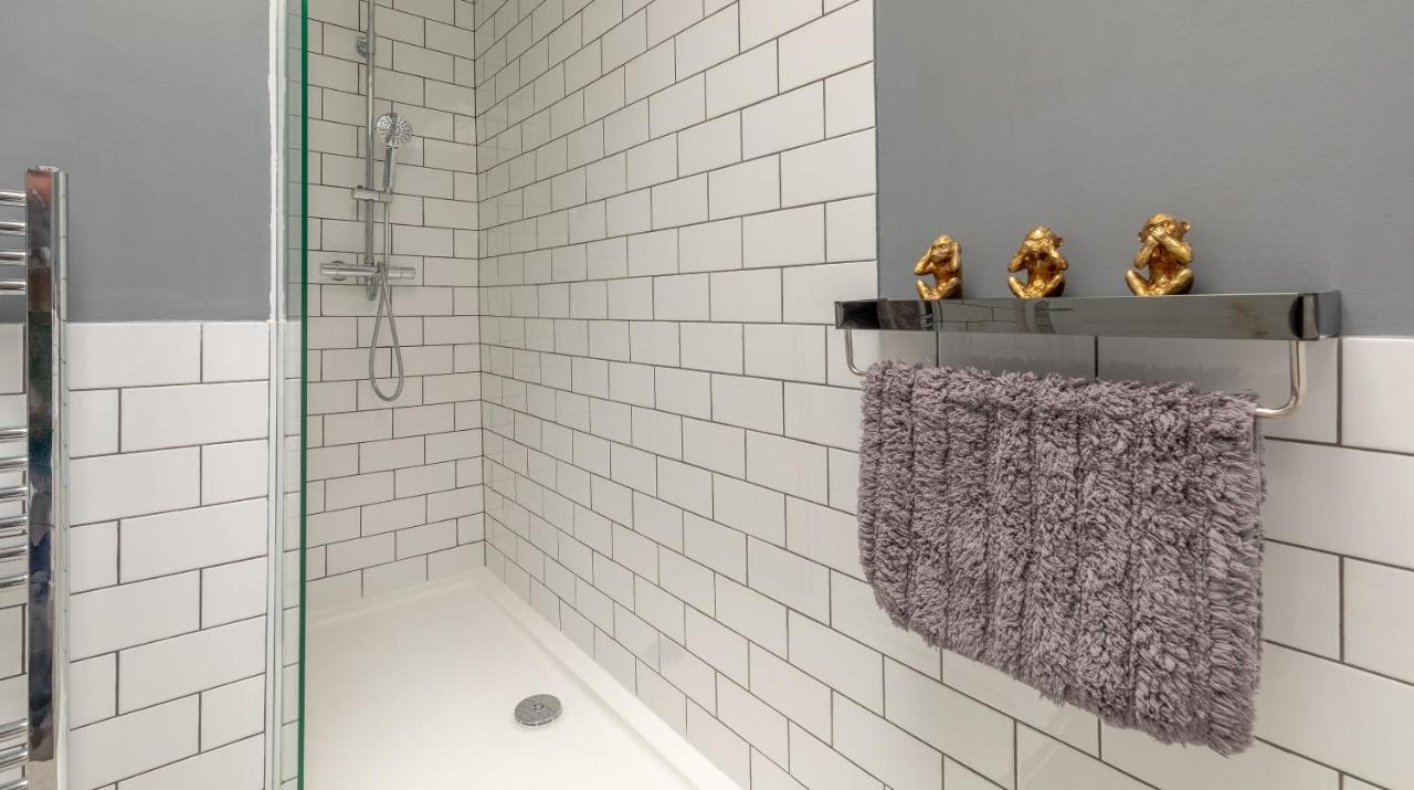 One Bed Top Floor, Brand New, Central Old Town Hastings Bagian luar foto